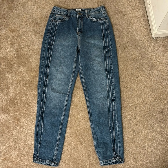 BDG Denim - women’s bdg mom jeans